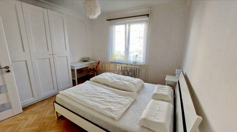Prenájom pekný 2 izbový byt, Sklenárova ulica, Bratislava II. Ružinov