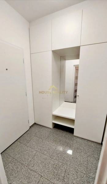 Prenájom pekný 2 izbový byt, Sklenárova ulica, Bratislava II. Ružinov