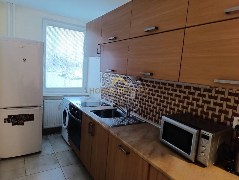 Prenájom pekný 3 izbový byt, Babuškova ulica, Bratislava II. Ružinov