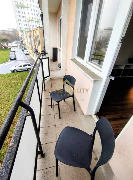 Prenájom moderný 2 izbový byt Martinčekova ul., Bratislava II. Ružinov