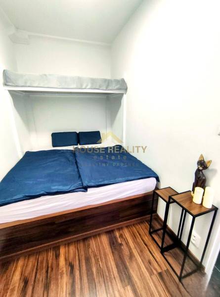 Prenájom moderný 2 izbový byt Martinčekova ul., Bratislava II. Ružinov