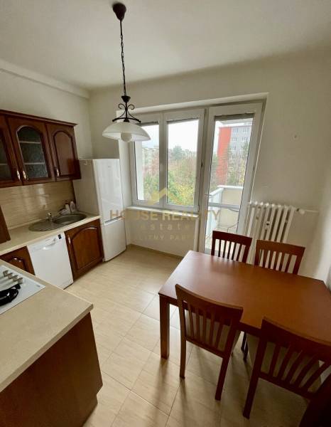 Prenájom pekný 2 izbový byt, Hagarova ulica, Bratislava III. Rača