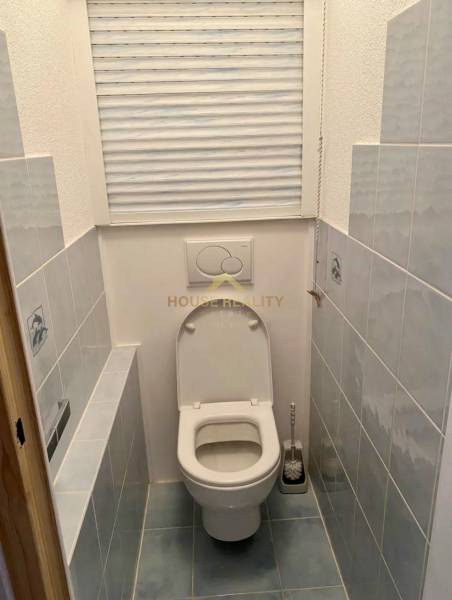 Pekný 3 izbový byt s lodžiou, ulica Nad Lúčkami, BA IV. Karlova Ves