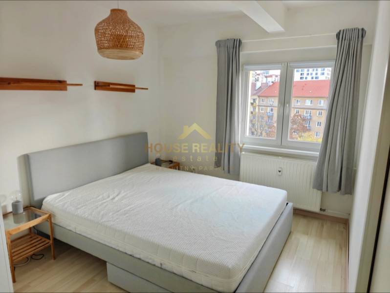 Prenájom 2 izbový byt, Kalinčiakova ulica, Bratislava III. Nové Mesto 