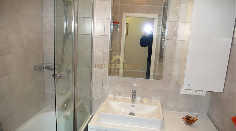 Prenájom 4 izbový byt, Martinengova ulica, Bratislava I. Staré Mesto