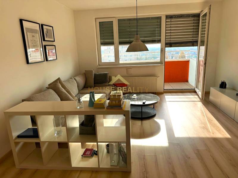 Novostavba s balkónom 2 izbový byt Martinčekova ulica, BA II. Ružinov