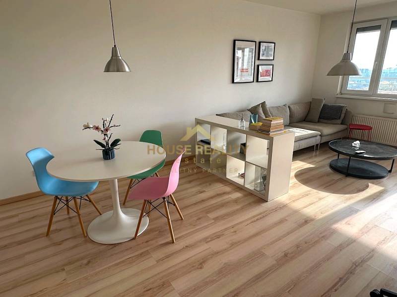 Novostavba s balkónom 2 izbový byt Martinčekova ulica, BA II. Ružinov