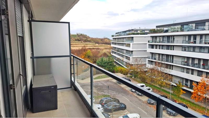 Prenájom 2 izbový byt NOVOSTAVBA, Pri vinohradoch, Bratislava III.Rača