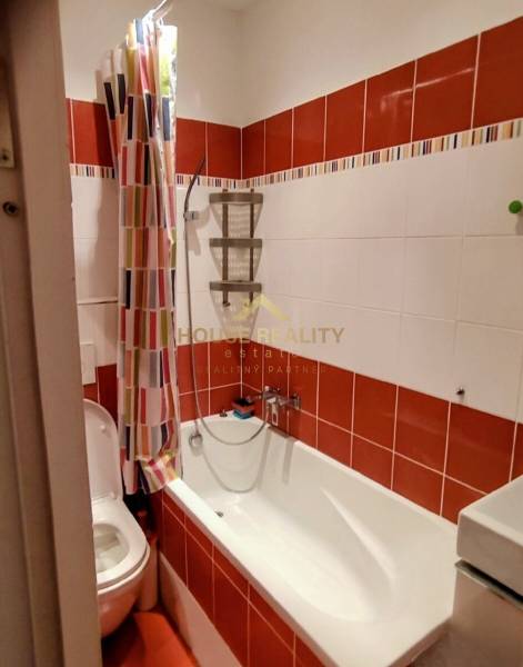 Prenájom 1 izbový byt, Drieňová ulica, Bratislava II. Ružinov