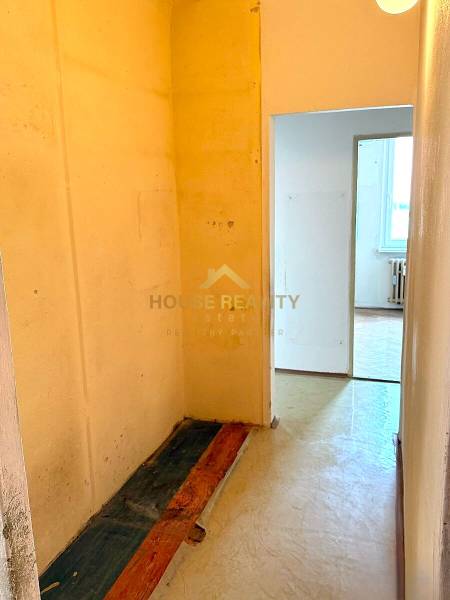 Predaj 4 izbový byt s 2 lodžiami, Martinčekova ulica, BA II. Ružinov