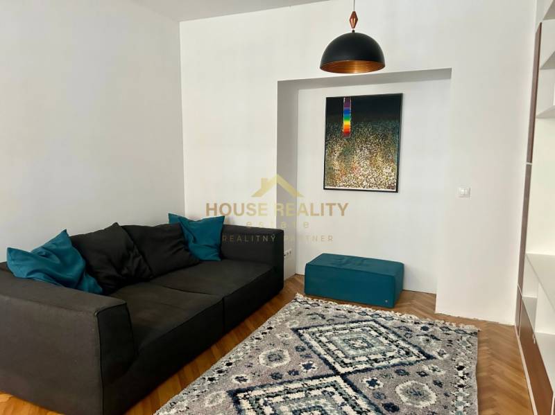 Prenájom 3 izbový byt, Belopotockého ulica, Bratislava I. Staré Mesto