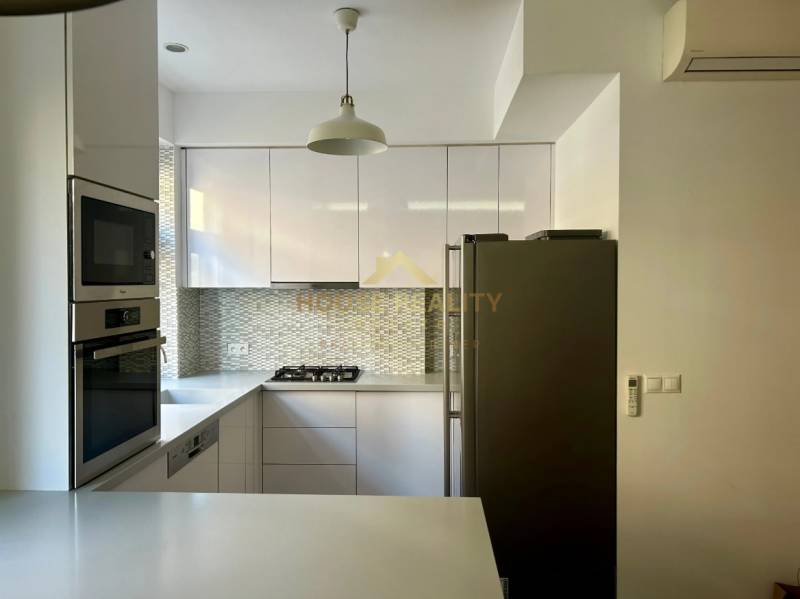 Prenájom 3 izbový byt, Belopotockého ulica, Bratislava I. Staré Mesto