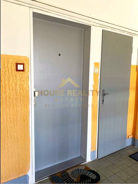 Prenájom moderný 2 izbový byt Sibírska ul, Bratislava III Nové Mesto