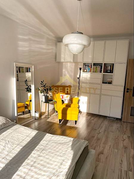 Prenájom moderný 2 izbový byt Sibírska ul, Bratislava III Nové Mesto