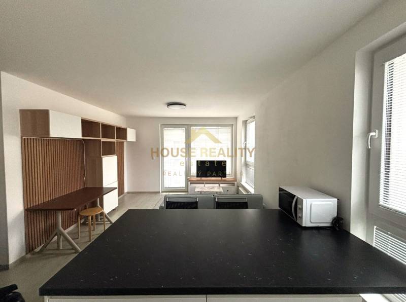 Novostavba s parkovaním 2 izbový byt, Pri Hrubej lúke, BA IV. Dúbravka