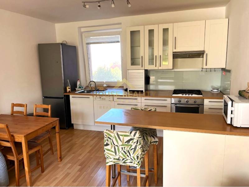 Predaj zariadený 3 izbový byt, Palkovičova ul., Bratislava II. Ružinov