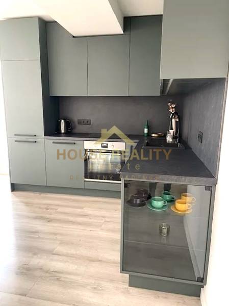 Prenájom štýlový 3 izbový byt, Ovručská ul., Bratislava III Nové Mesto