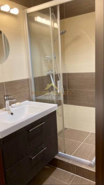 Prenájom 3 izbový byt, ulica Jána Poničana, BA IV. Devínska Nová Ves