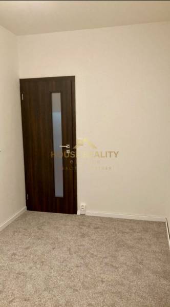 Prenájom 3 izbový byt, ulica Jána Poničana, BA IV. Devínska Nová Ves