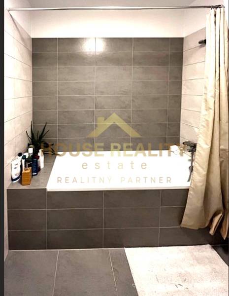 Prenájom 3 izbový byt s terasou, Nový Ružinov, Bratislava II. Ružínov