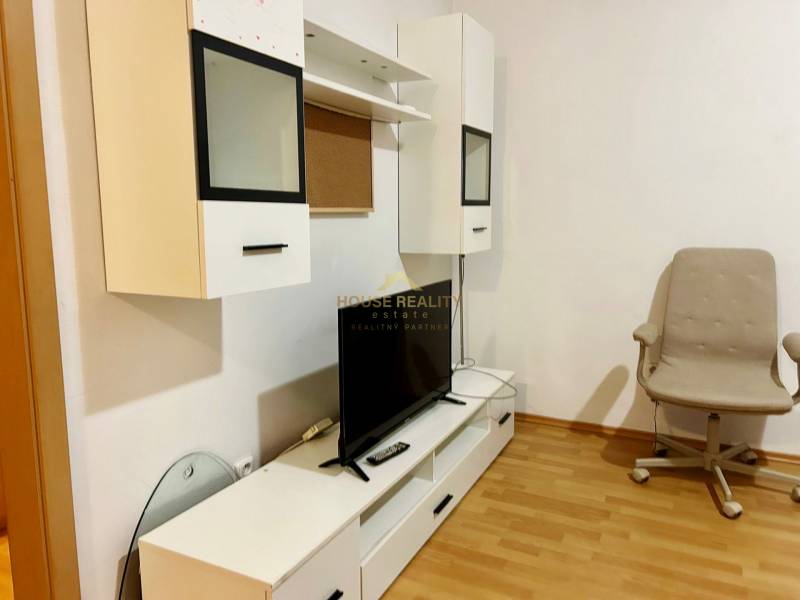 Prenájom útulný 2 izbový byt, Tomášikova ulica, Bratislava II. Ružinov