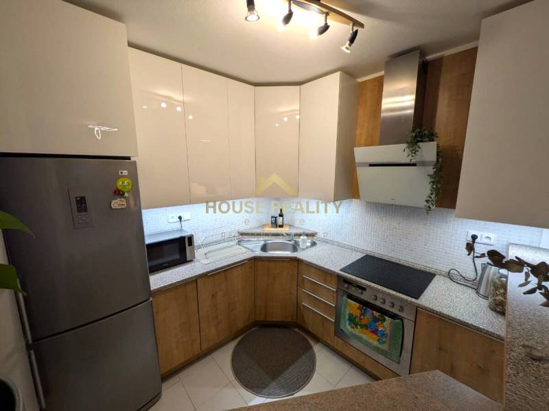 Pekný zariadený 3 izbový byt s lodžiou,  Mierová ulica, BA II. Ružinov