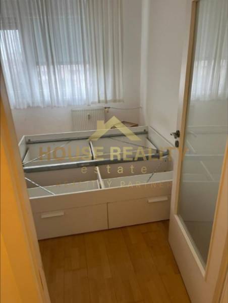 Prenájom 2 izbový byt s lodžiou, Tranovského ulica, BA IV. Dúbravka