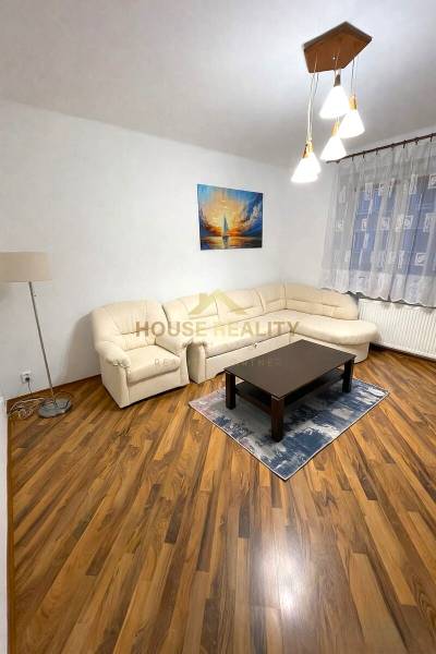 Prenájom 2 izbový byt, Odbojárov ulica, Bratislava III. Nové Mesto