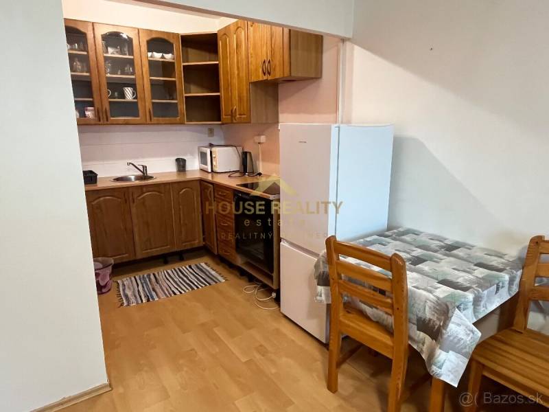 Prenájom 2 izbový byt, Mozartova ulica, Bratislava I. Staré Mesto