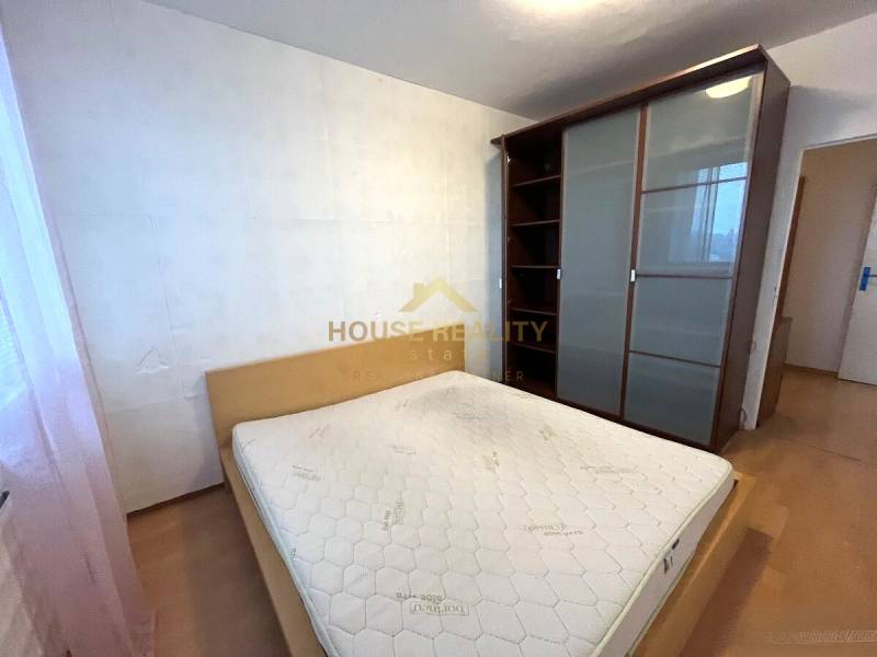 Prenájom 2 izbový byt, Mozartova ulica, Bratislava I. Staré Mesto