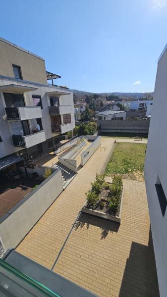 Novostavba 2 izbový byt s parkovaním, Ota Holúska, Záhorská Bystrica