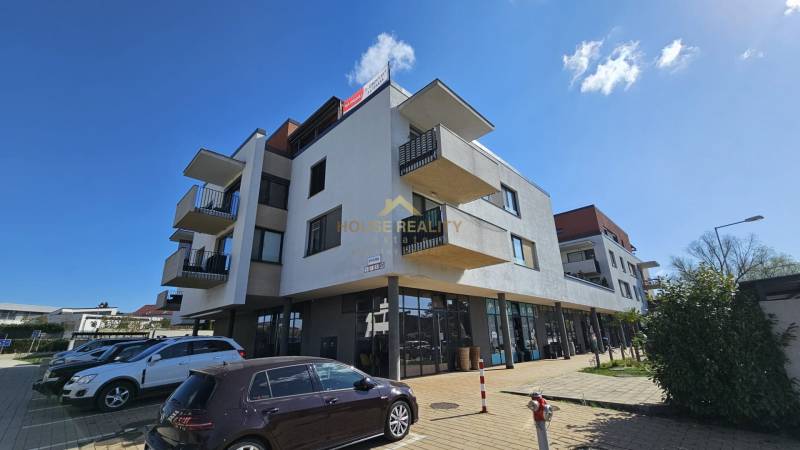 Novostavba 2 izbový byt s parkovaním, Ota Holúska, Záhorská Bystrica