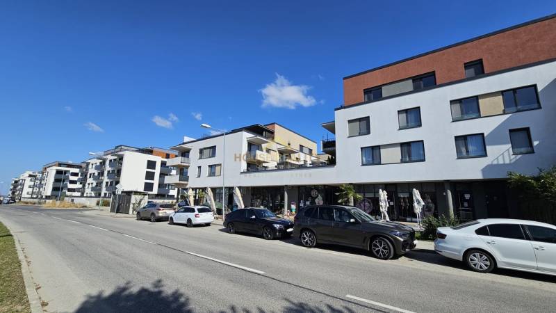 Novostavba 2 izbový byt s parkovaním, Ota Holúska, Záhorská Bystrica