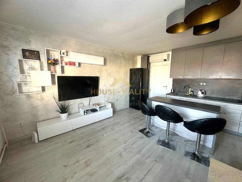 Prenájom pekný 2 izbový byt Šancová ulica, Bratislava III. Nové Mesto