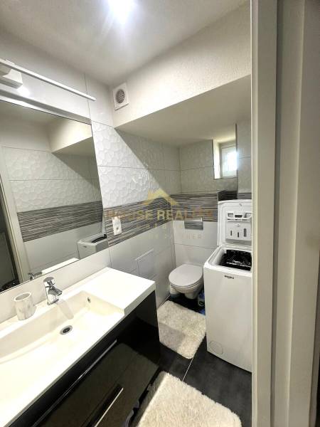 Prenájom pekný 2 izbový byt Šancová ulica, Bratislava III. Nové Mesto