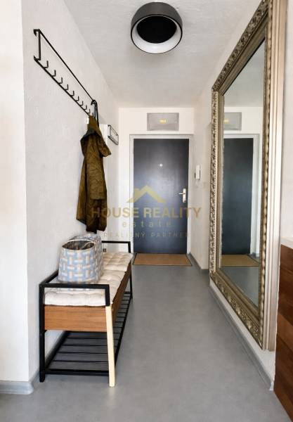 Nadstavba krásny 2,5 izb. byt, Dulovo námestie, Bratislava II. Ružinov