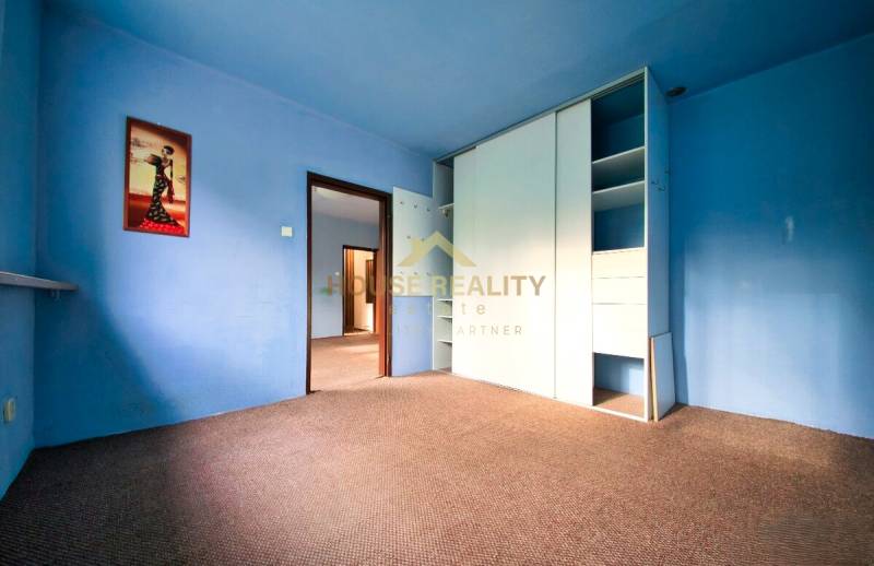 Predaj 2 izbový byt, ulica A. Gwerkovej, Bratislava V. Petržalka