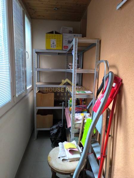 Prenájom 3 izbový byt s lodžiou, Kempelenova ulica, BA IV. Karlova Ves