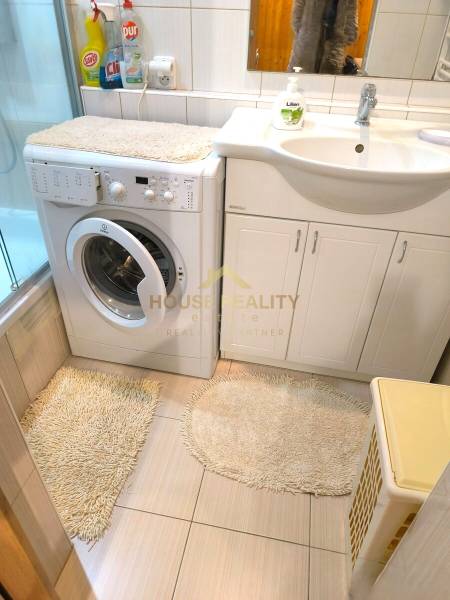 Prenájom 3 izbový byt s lodžiou, Kempelenova ulica, BA IV. Karlova Ves