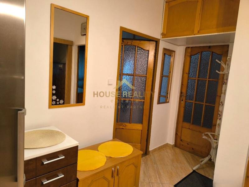 Prenájom 3 izbový byt s lodžiou, Kempelenova ulica, BA IV. Karlova Ves