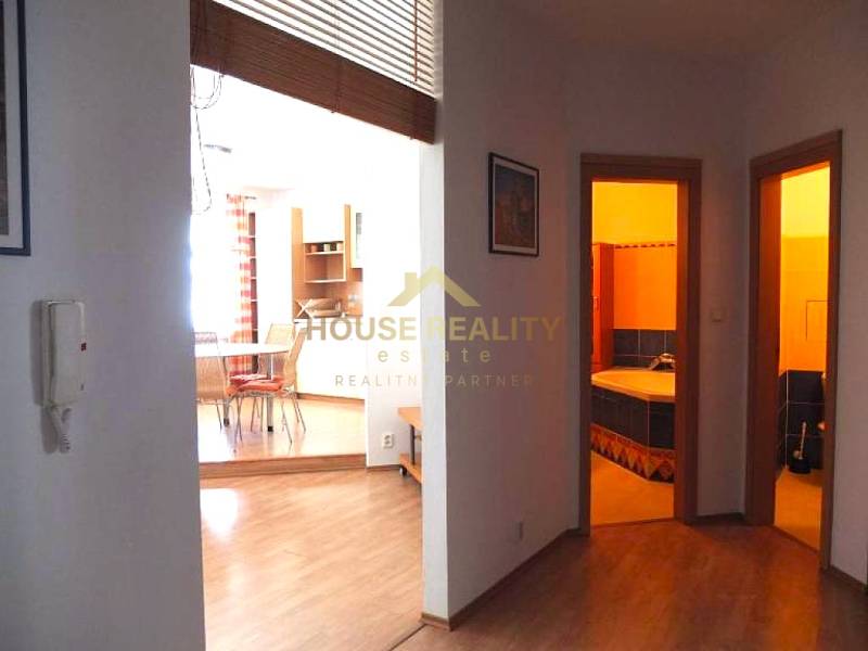 Prenájom pekný 2 izbový byt, Ďatelinová ulica, Bratislava II. Ružinov 