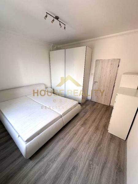 Prenájom moderný 2,5 izbový byt, Šalviová ulica, Bratislava II.Ružinov