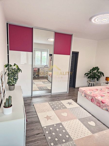 Krásny 3 izbový byt s balkónom a klímou, Dopravná ulica, BA III. Rača