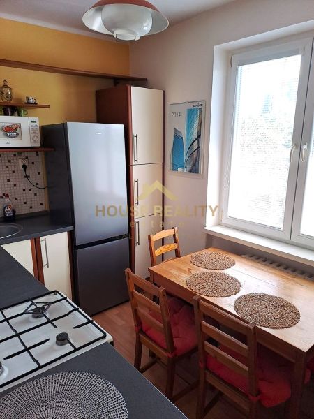 Prenájom 1 izbový byt, Medzilaborecká ulica, Bratislava II. Ružinov