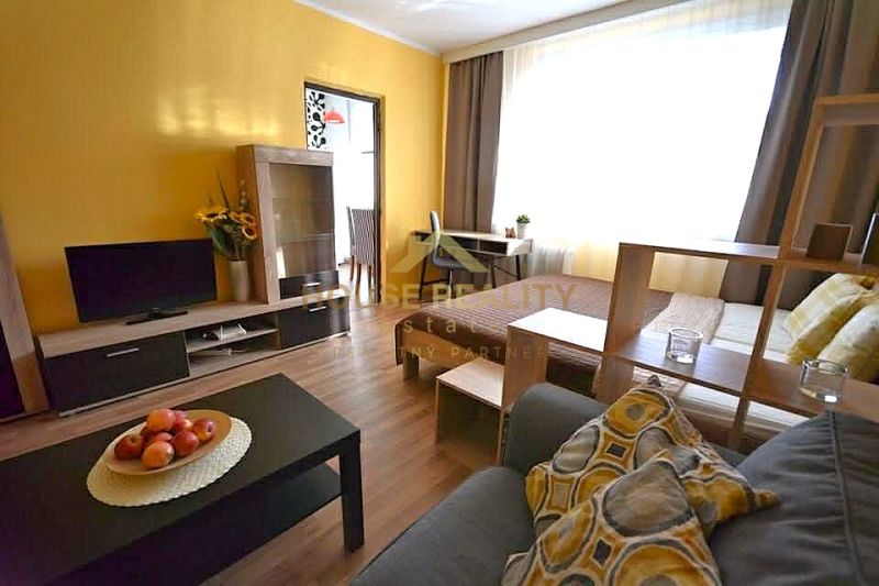 Pekný 1 izbový byt, Tilgnerova ulica, Bratislava IV. Karlova Ves
