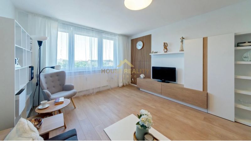 Prenájom moderný 3 izbový byt, Šustekova ulica Bratislava V. Petržalka