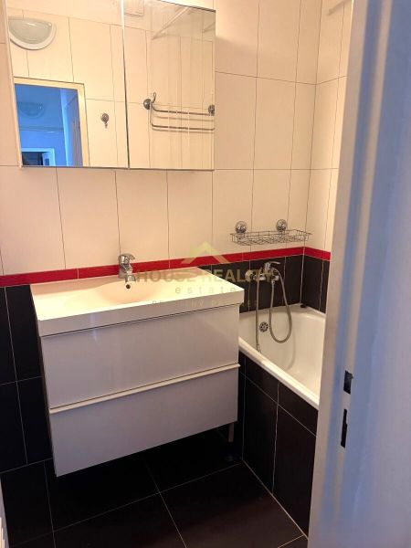 Prenájom pekný 2,5 izbový byt, Svidnícka ulica, Bratislava II. Ružinov