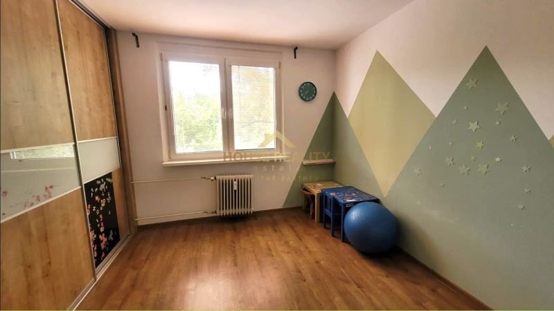 Prenájom 3 izbový byt, Teplická ulica, Bratislava III. Nové Mesto