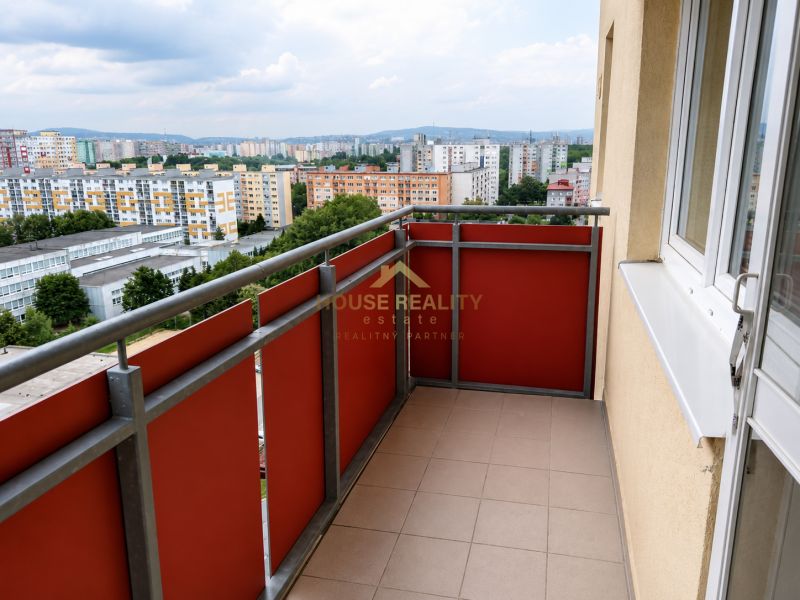 Prenájom pekný 1 izb. byt, Humenské námestie, Bratislava V. Petržalka