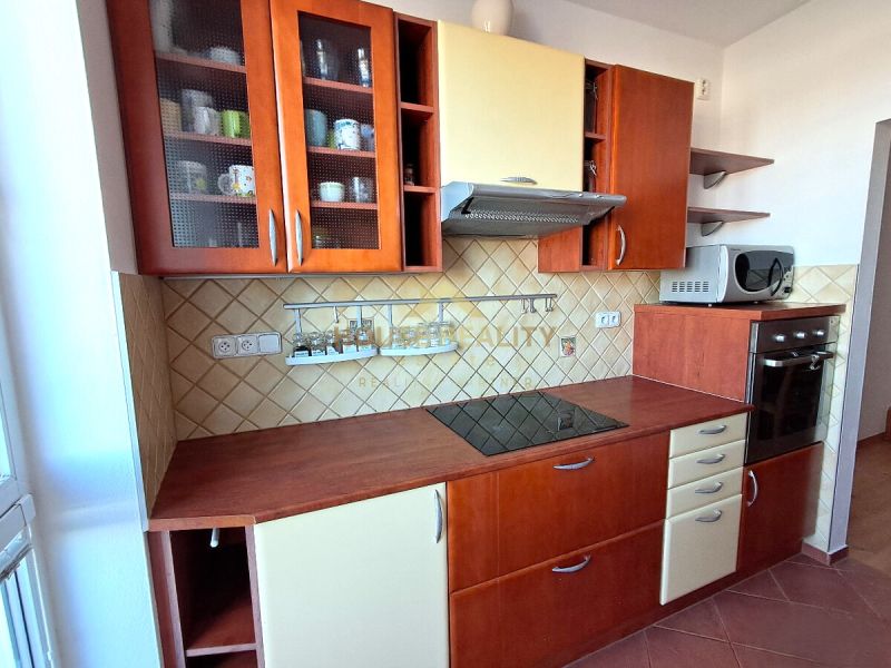 Prenájom 3 izbový byt, Nám. sv. Františka, Bratislava IV. Karlova Ves